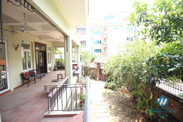 A huge 5  bedroom villa with indoor swimming pool for rent in Vuon Dao